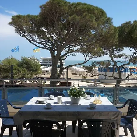 Sun Beach 펜션 리그나노 사비아도로